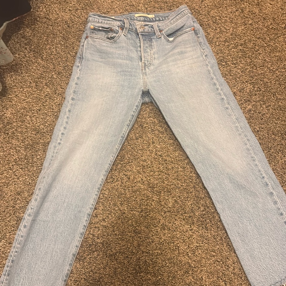 Levi wedgie straight